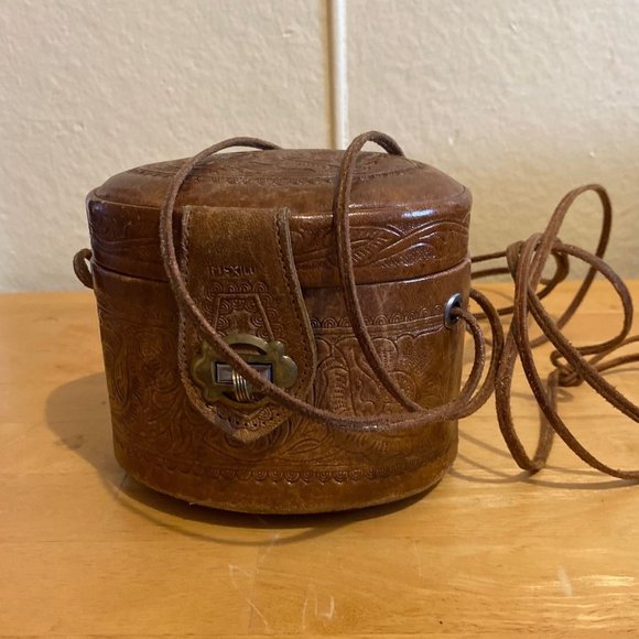 Mexican Leather Pill Box Purse - Picture 6 of 8